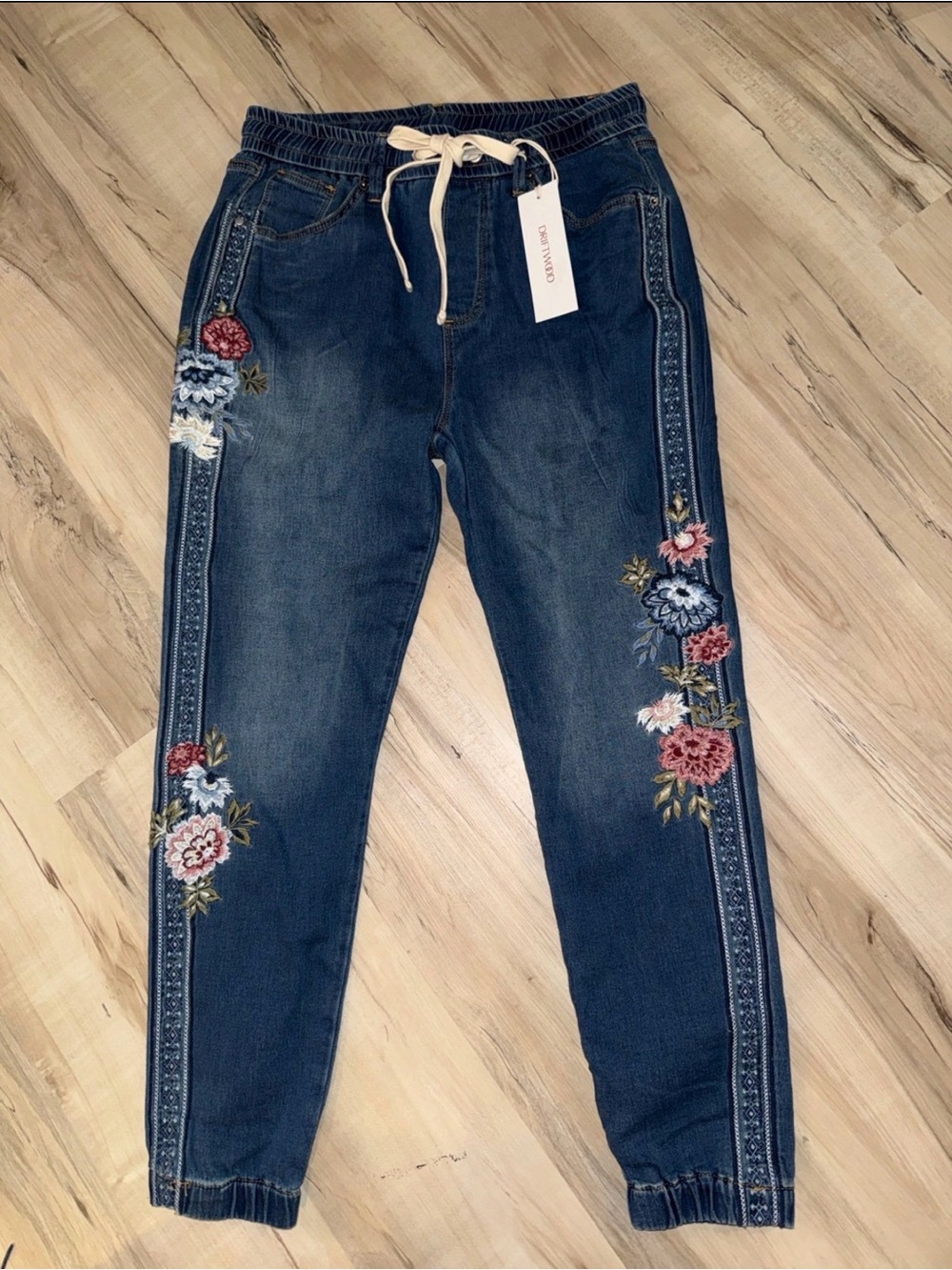 DRIFTWOOD Dark Blue Embroidered Floral Ankle Jeans